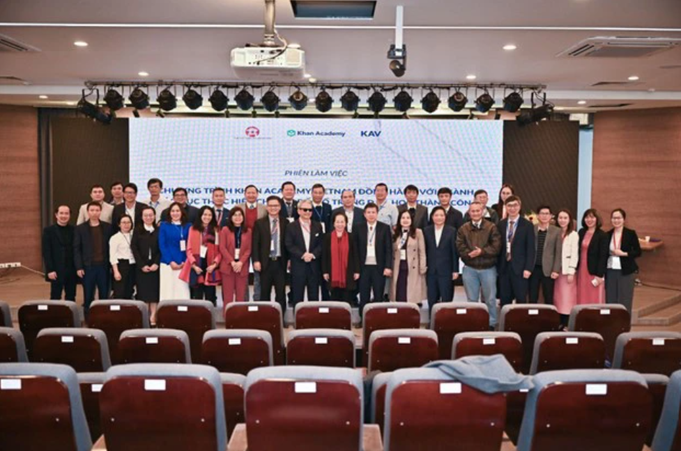 GS.TS Nguyễn Thị Doan kêu gọi hành động để tránh lạc hậu trong xu hướng giáo dục mới