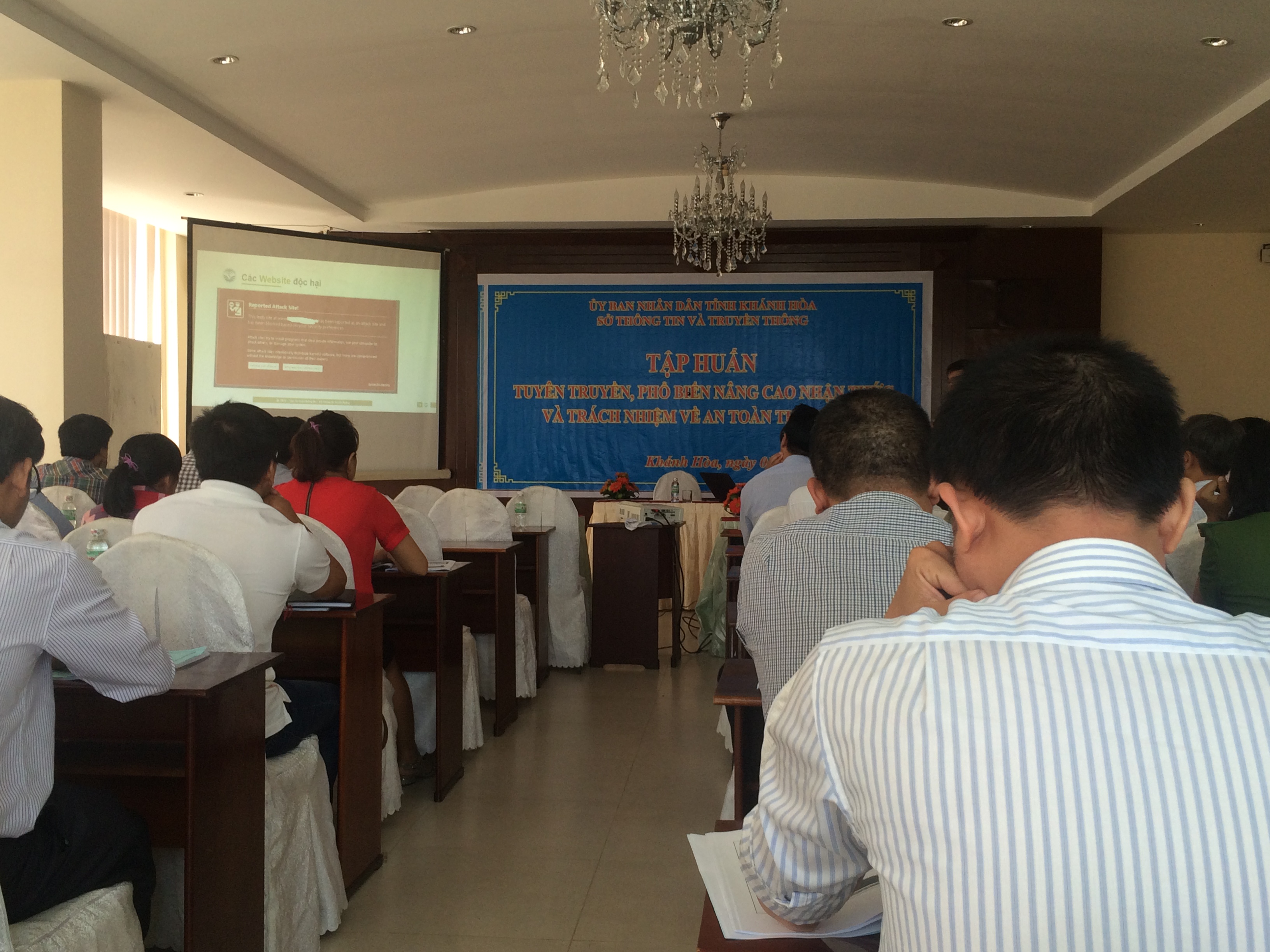 Hội nghị tập huấn tuyên truyền, phổ biến nâng cao nhận thức và trách nhiệm về an toàn thông tin